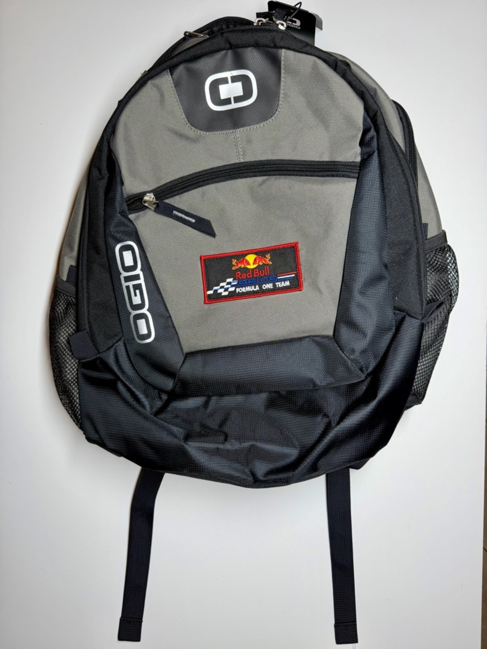 OGIO Red Bull Racing Backpack Black/Gray‎ – NWT